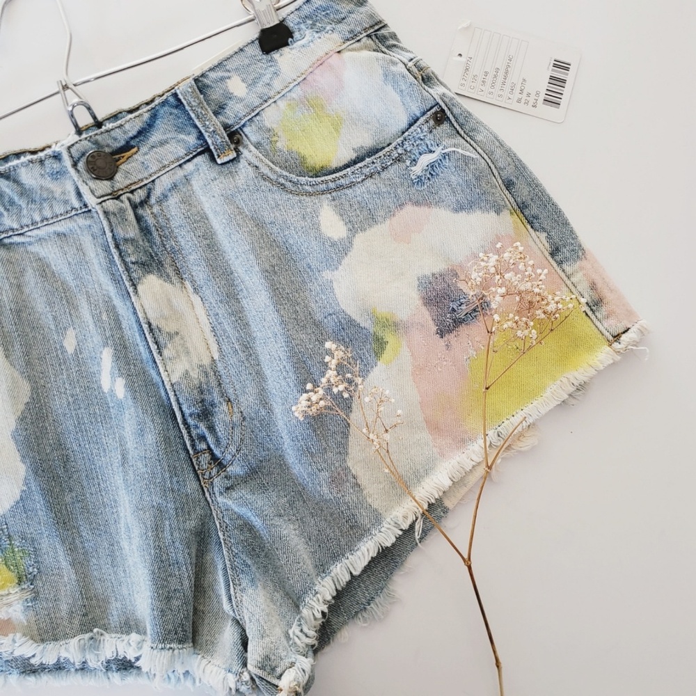 NWT BDG Dree High Rise Cheeky Shorts